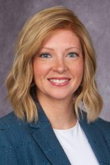 Lisa Wiegand, Senior Manager